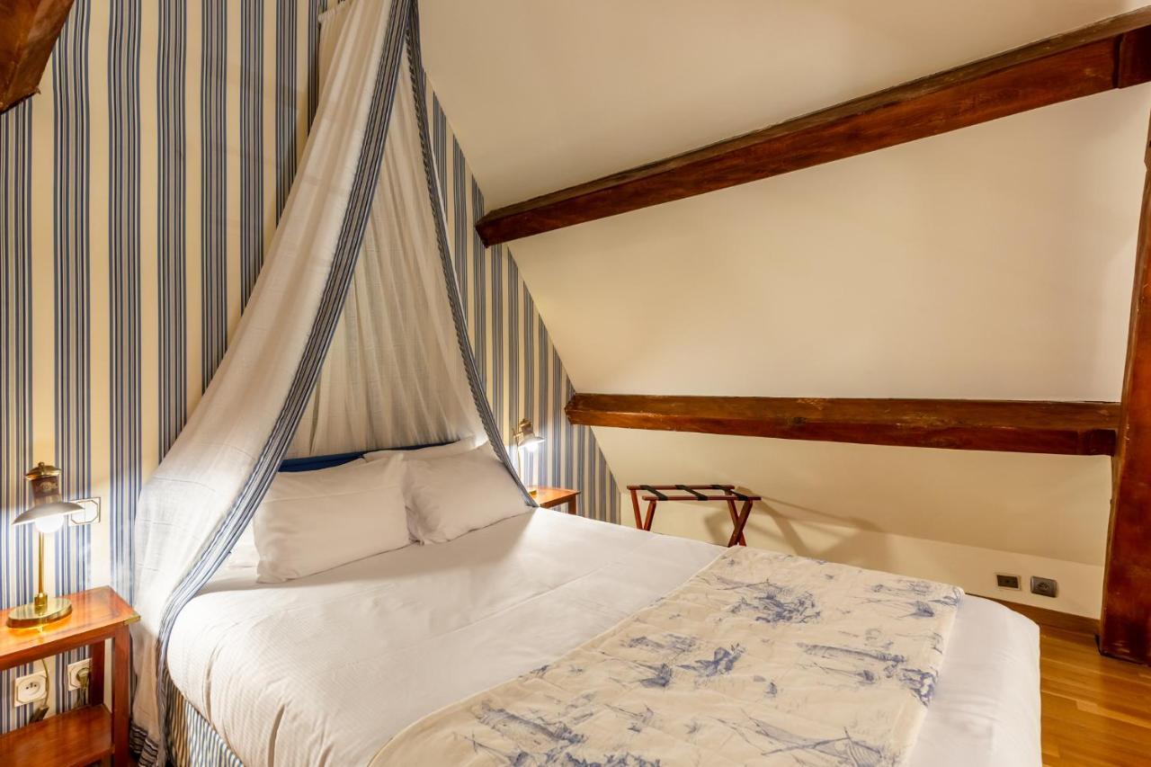 Demeures & Chateaux Hotel Domaine Le Clos Des Fontaines Jumieges Exterior photo